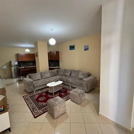 Xhulio Daily Rent Apartment Durres