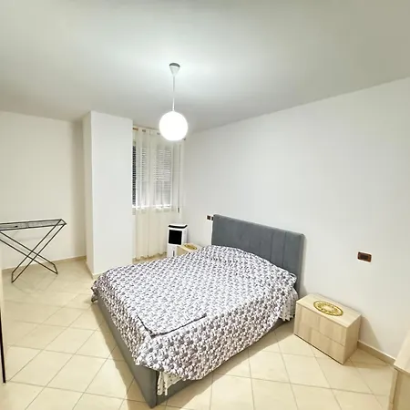 Apartment Xhulio Daily Rent
